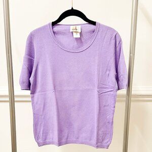 Delle Celle Women's Lavender Short Sleeve Crew Neck Sweater -  Excellent!